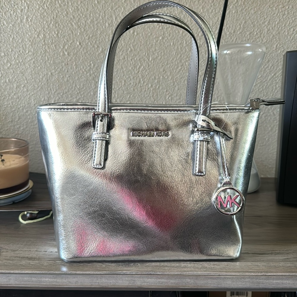 NWT MK purse 👛
